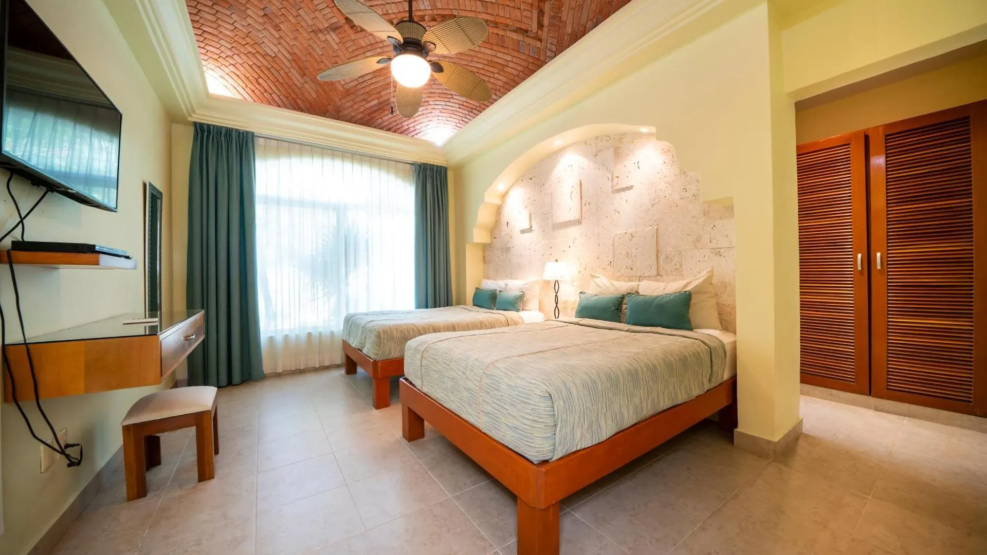 Villa With 4 Bedrooms - Spacious Oceanview With Private Pool At Pura Vida Playa del Carmen Mexico